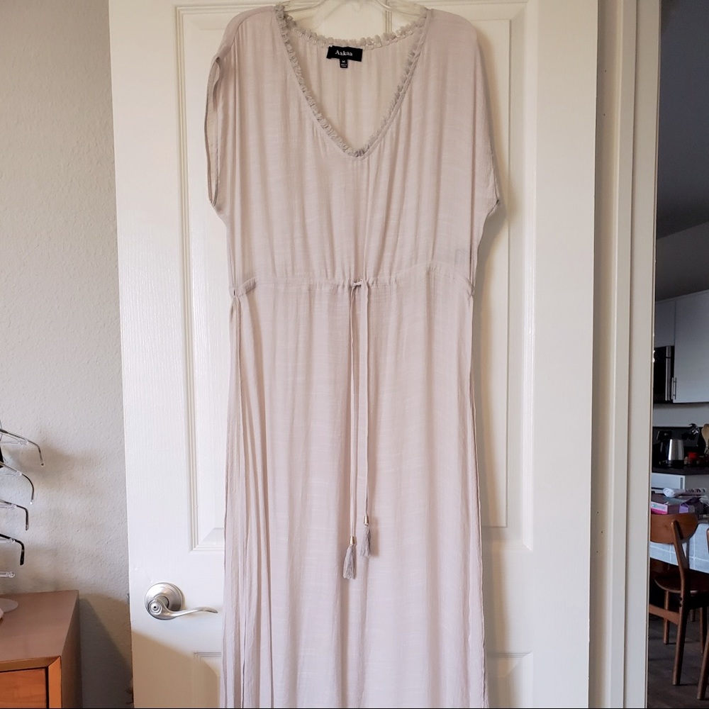 Aakaa Grecian Long V-Neck Cover-Up Natural Beige M